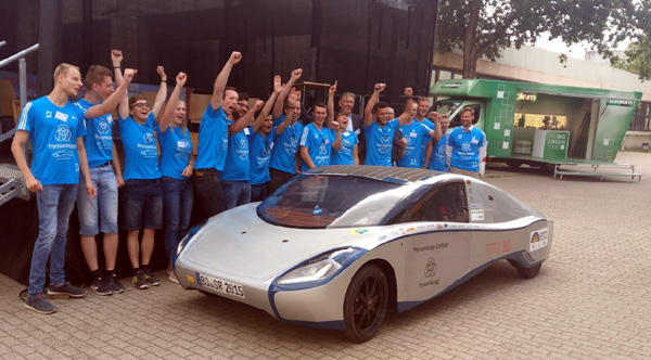 solar-team600.jpg