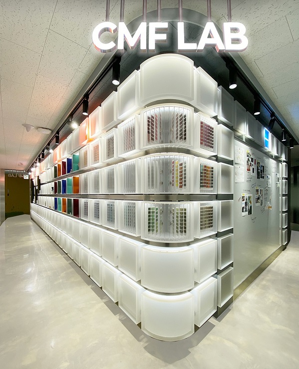 CMF-lab-600.jpg