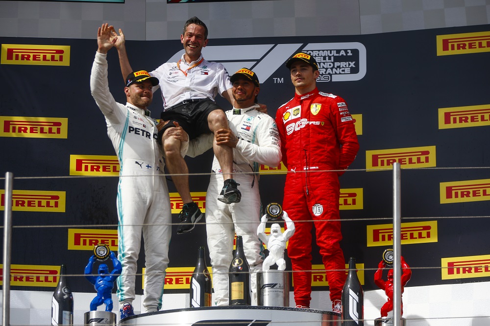 podium2.jpg