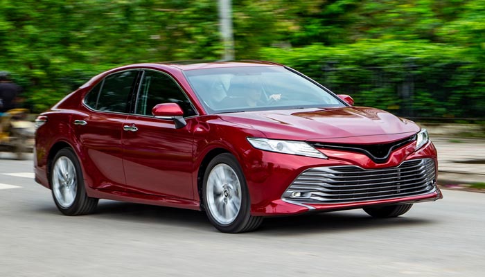 afeature_Dunlop-FM800-Toyota-Car-Nov22.jpg